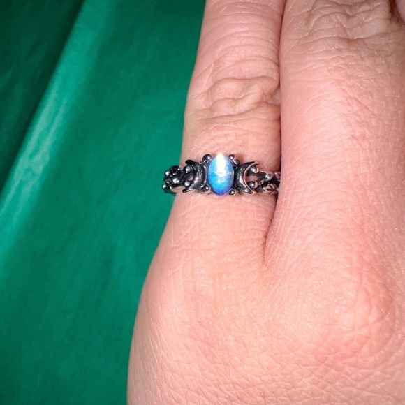 NWOT 🥀 Silver Men's Moonstone Ring Size 6 - Picture 4 of 6